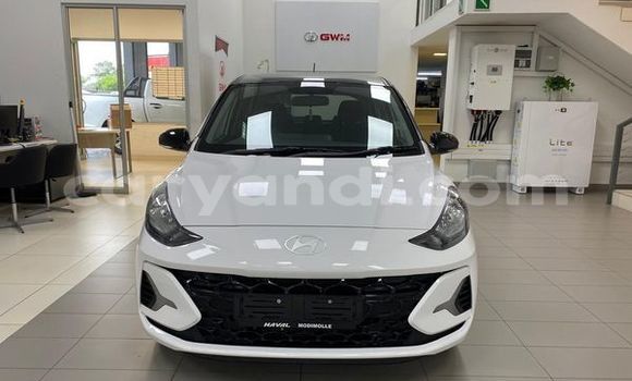 Tenga Tsaru Hyundai i10 Chena Mota in Lusaka in Zambia Tenga Tsaru Hyundai i10 Chena Mota in Lusaka in Zambia