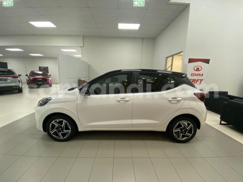 Big with watermark hyundai i10 zambia lusaka 30115