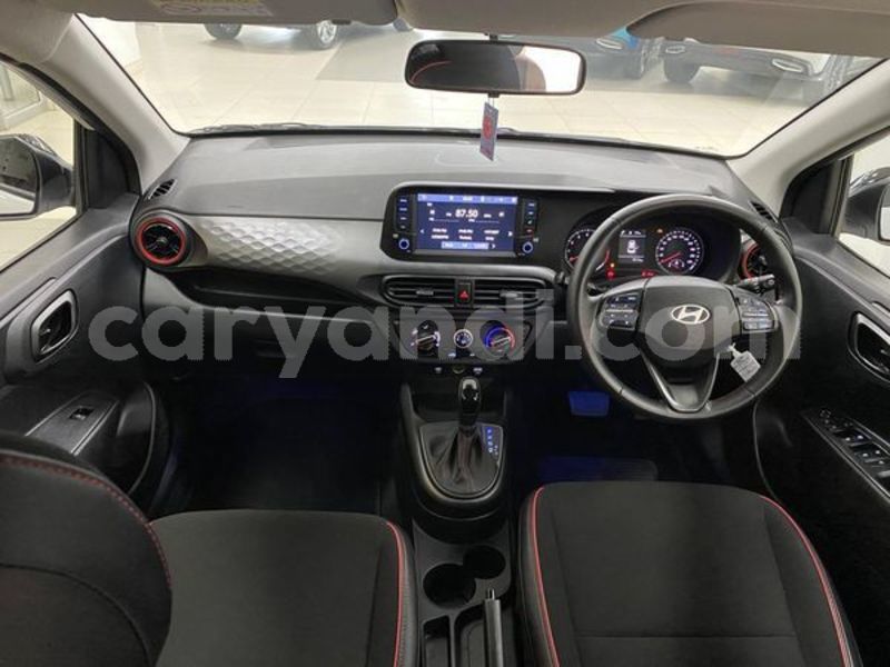 Big with watermark hyundai i10 zambia lusaka 30115