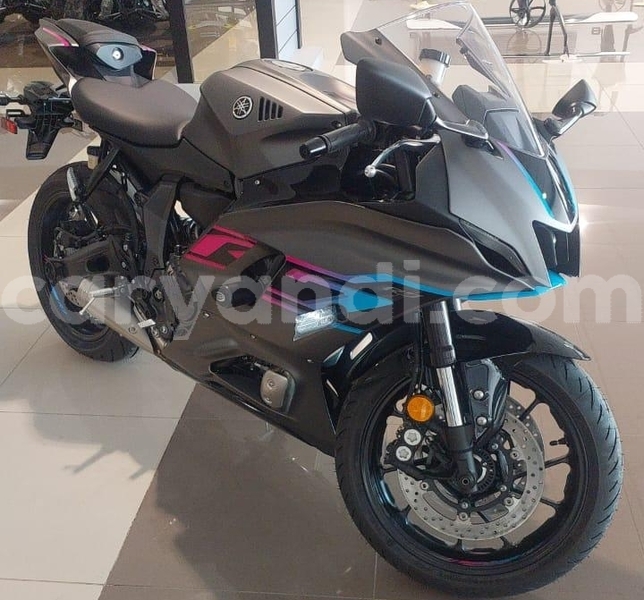 Big with watermark yamaha yzf zambia lusaka 30123