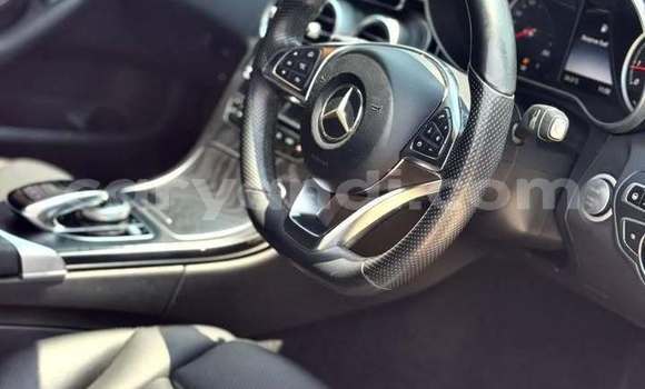 Acheter Occasion Voiture Mercedes‒Benz C–Class Rouge à Lusaka, Zambie Acheter Occasion Voiture Mercedes‒Benz C–Class Rouge à Lusaka, Zambie