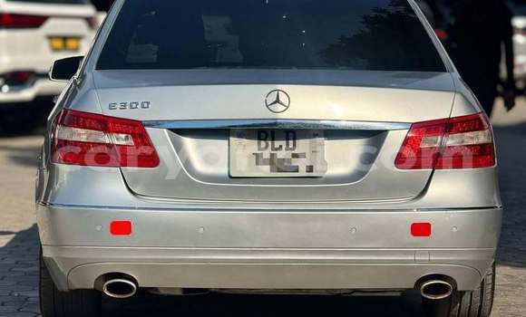 Acheter Occasion Voiture Mercedes‒Benz E–Class Autre à Lusaka, Zambie Acheter Occasion Voiture Mercedes‒Benz E–Class Autre à Lusaka, Zambie