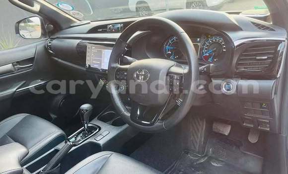 Acheter Occasion Voiture Toyota Hilux Blanc à Lusaka, Zambie Acheter Occasion Voiture Toyota Hilux Blanc à Lusaka, Zambie