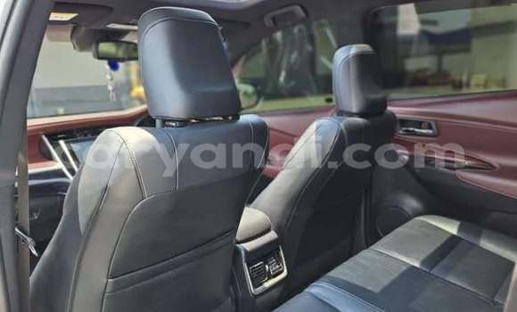 Acheter Occasion Voiture Toyota Harrier Blanc à Chipata, Zambie Acheter Occasion Voiture Toyota Harrier Blanc à Chipata, Zambie