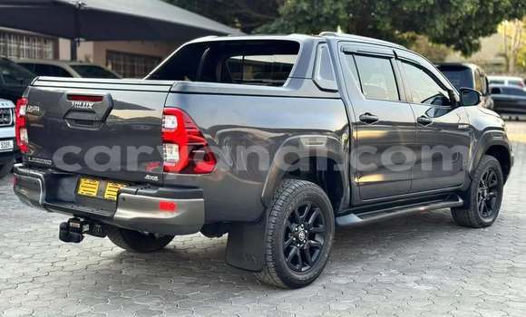 Acheter Occasion Voiture Toyota Hilux Noir à Lusaka, Zambie Acheter Occasion Voiture Toyota Hilux Noir à Lusaka, Zambie