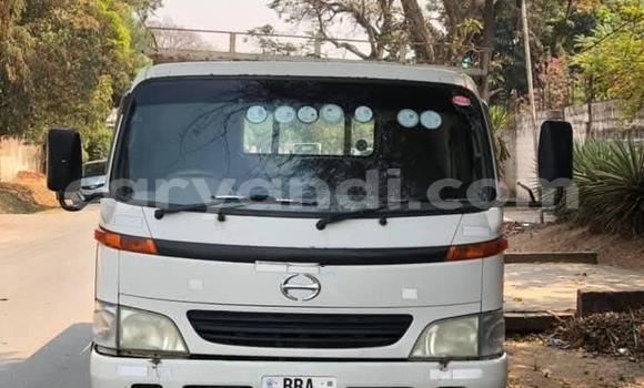 Buy Used Nash Ambassador White Car in Lusaka in Zambia Buy Used Nash Ambassador White Car in Lusaka in Zambia