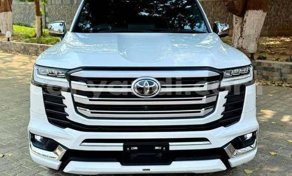 Buy Used Toyota Land Cruiser White Car in Lusaka in Zambia Buy Used Toyota Land Cruiser White Car in Lusaka in Zambia