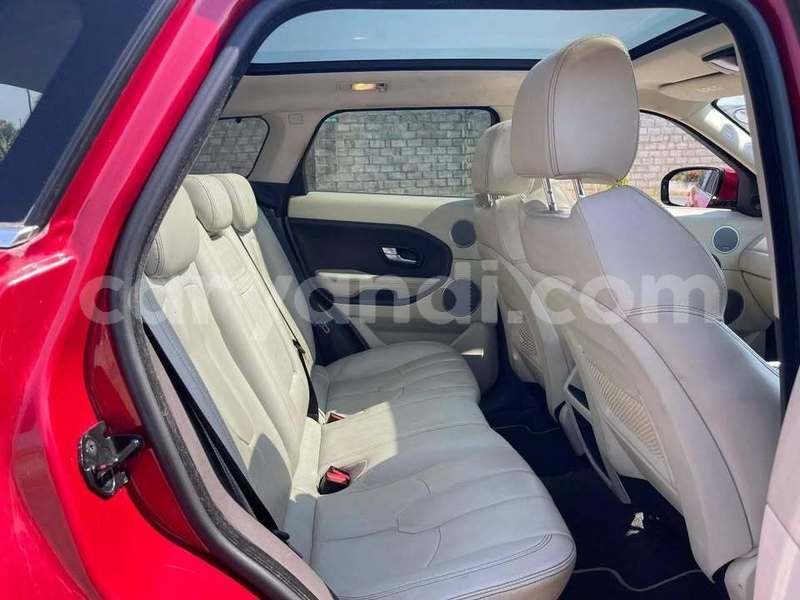 Big with watermark range rover evoque southern choma 30143