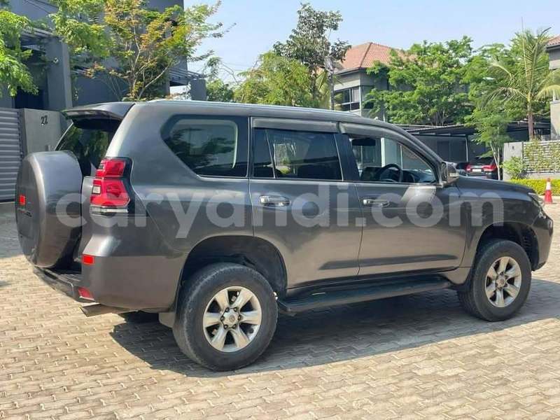 Big with watermark toyota prado zambia lusaka 30145