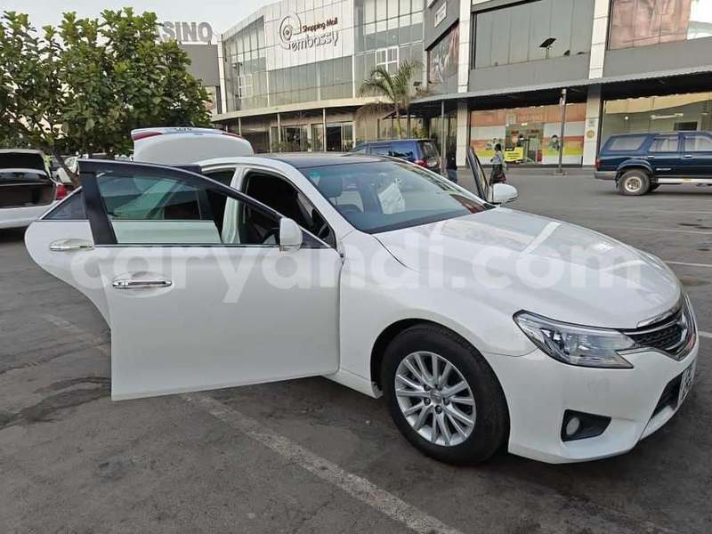 Big with watermark toyota mark x zambia lusaka 30152