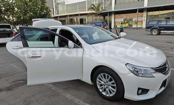 Buy Used Toyota Mark X Silver Car in Lusaka in Zambia Buy Used Toyota Mark X Silver Car in Lusaka in Zambia