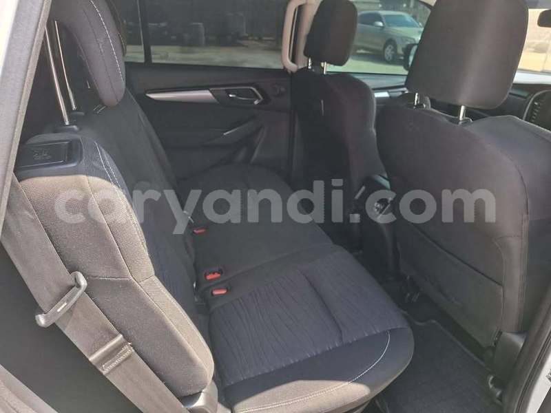 Big with watermark isuzu aska zambia lusaka 30160