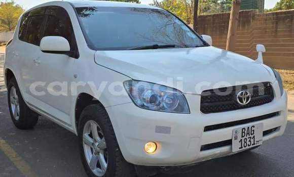 Buy Used Toyota RAV4 White Car in Lusaka in Zambia Buy Used Toyota RAV4 White Car in Lusaka in Zambia