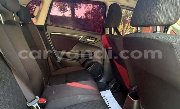 Buy Used Honda FIT White Car in Lusaka in Zambia Buy Used Honda FIT White Car in Lusaka in Zambia