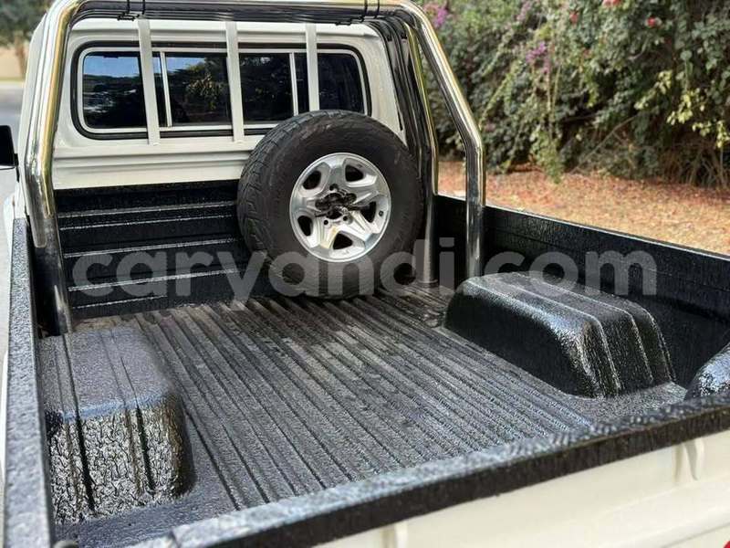 Big with watermark toyota land cruiser zambia lusaka 30166
