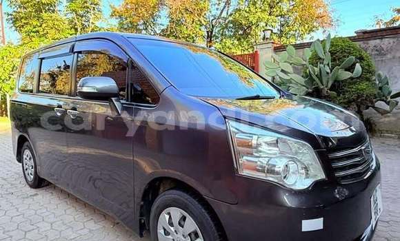 Acheter Occasion Voiture Toyota Noah Autre à Lusaka, Zambie Acheter Occasion Voiture Toyota Noah Autre à Lusaka, Zambie