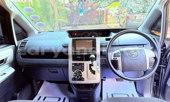 Acheter Occasion Voiture Toyota Noah Autre à Lusaka, Zambie Acheter Occasion Voiture Toyota Noah Autre à Lusaka, Zambie