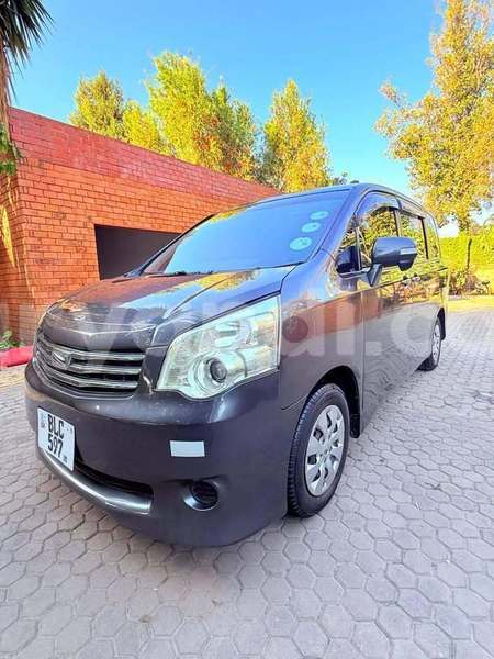 Big with watermark toyota noah zambia lusaka 30167