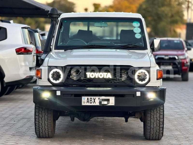 Big with watermark toyota land cruiser zambia lusaka 30171
