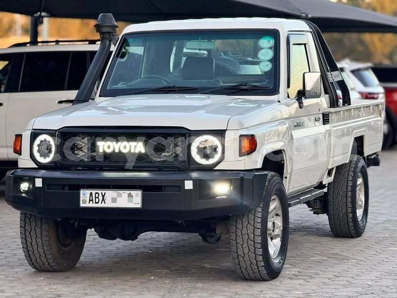 Big with watermark toyota land cruiser zambia lusaka 30171