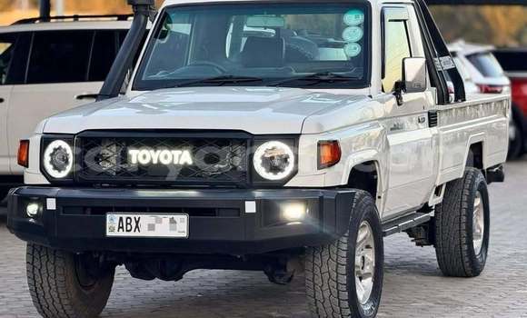 Acheter Occasion Voiture Toyota Land Cruiser Blanc à Lusaka, Zambie Acheter Occasion Voiture Toyota Land Cruiser Blanc à Lusaka, Zambie