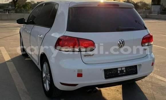 Acheter Occasion Voiture Volkswagen Golf Blanc à Lusaka, Zambie Acheter Occasion Voiture Volkswagen Golf Blanc à Lusaka, Zambie