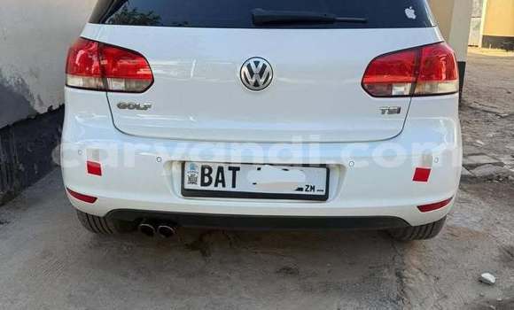 Acheter Occasion Voiture Volkswagen Golf Blanc à Lusaka, Zambie Acheter Occasion Voiture Volkswagen Golf Blanc à Lusaka, Zambie
