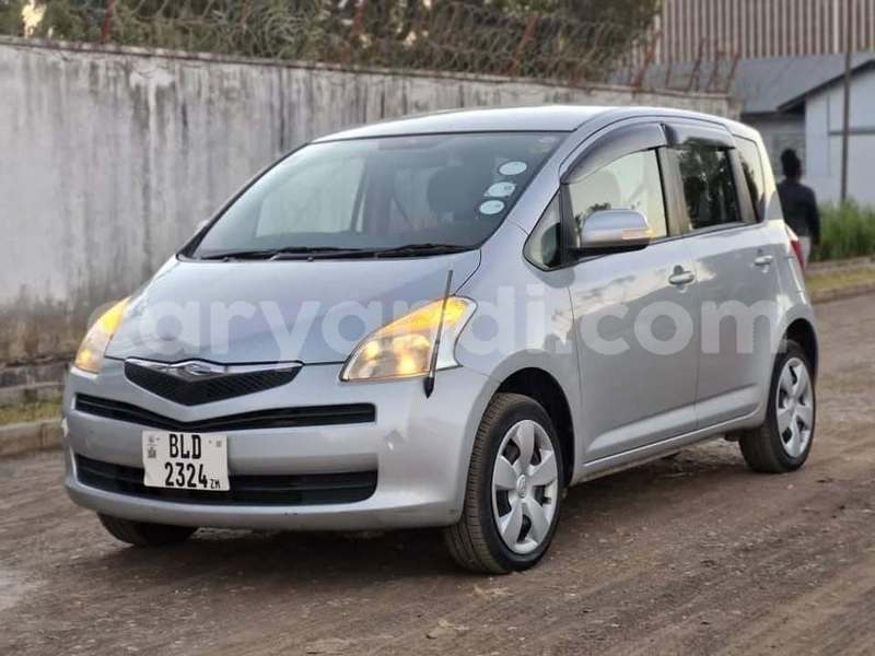 Big with watermark toyota ractis zambia lusaka 30175