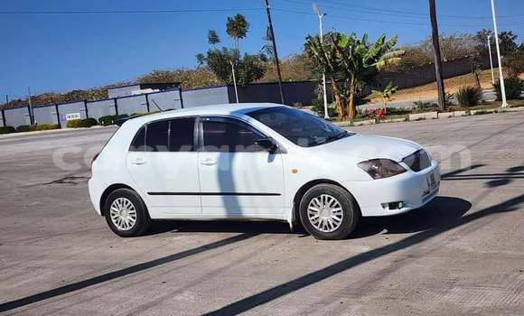 Buy Used Toyota Runx White Car in Lusaka in Zambia Buy Used Toyota Runx White Car in Lusaka in Zambia