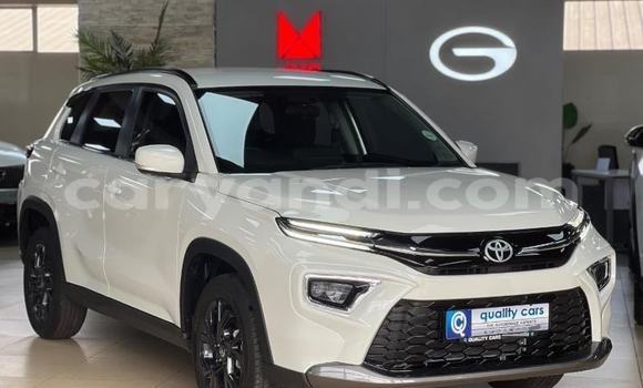 Acheter Occasion Voiture Toyota Urban Cruiser Blanc à Kabwe, Zambie