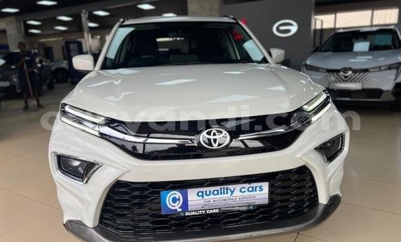 Nunua Ilio tumika Toyota Urban Cruiser Nyeupe Gari ndani ya Kabwe nchini Zambia Nunua Ilio tumika Toyota Urban Cruiser Nyeupe Gari ndani ya Kabwe nchini Zambia