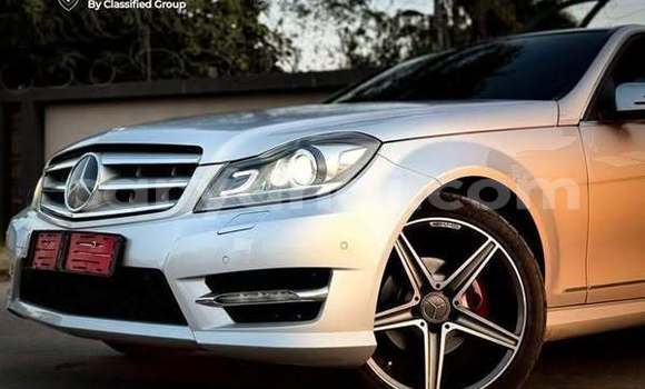 Acheter Occasion Voiture Mercedes-Benz C180 coupe Autre à Lusaka, Zambie Acheter Occasion Voiture Mercedes-Benz C180 coupe Autre à Lusaka, Zambie
