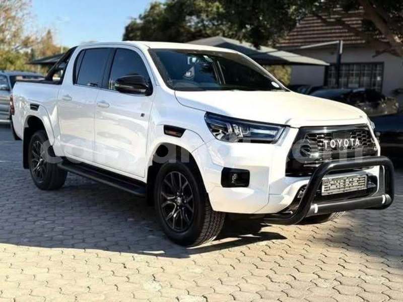 Big with watermark toyota alphard zambia lusaka 30208