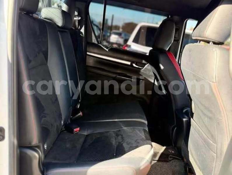 Big with watermark toyota alphard zambia lusaka 30208