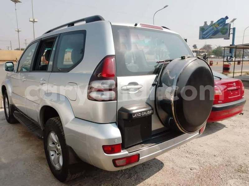 Big with watermark toyota prado zambia lusaka 30228