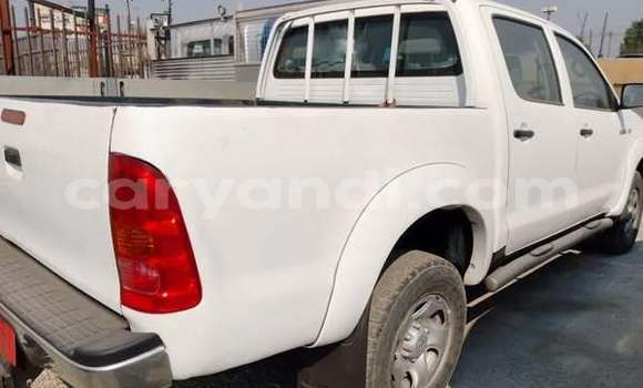 Tenga Tsaru Toyota Hilux Zvimwe Mota in Lusaka in Zambia Tenga Tsaru Toyota Hilux Zvimwe Mota in Lusaka in Zambia