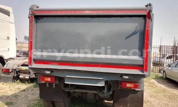 Tenga Tsaru Volvo 240 Series Zvimwe Mota in Lusaka in Zambia Tenga Tsaru Volvo 240 Series Zvimwe Mota in Lusaka in Zambia