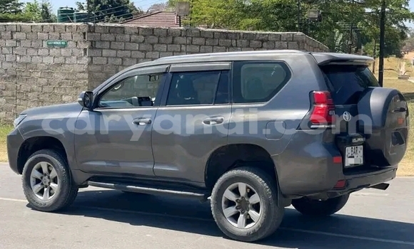 Nunua Ilio tumika Toyota Prado Nyingine Gari ndani ya Lusaka nchini Zambia