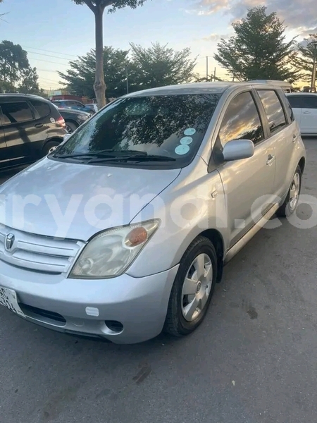 Big with watermark toyota ist zambia lusaka 30260