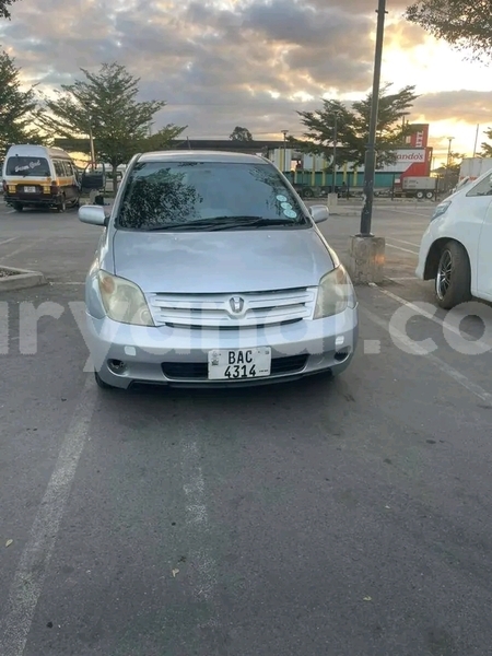 Big with watermark toyota ist zambia lusaka 30260