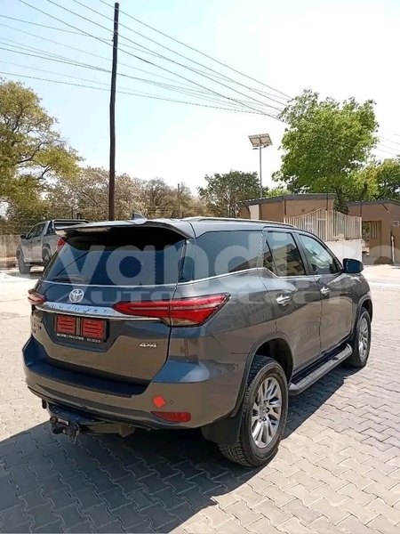 Big with watermark toyota fortuner zambia lusaka 30263