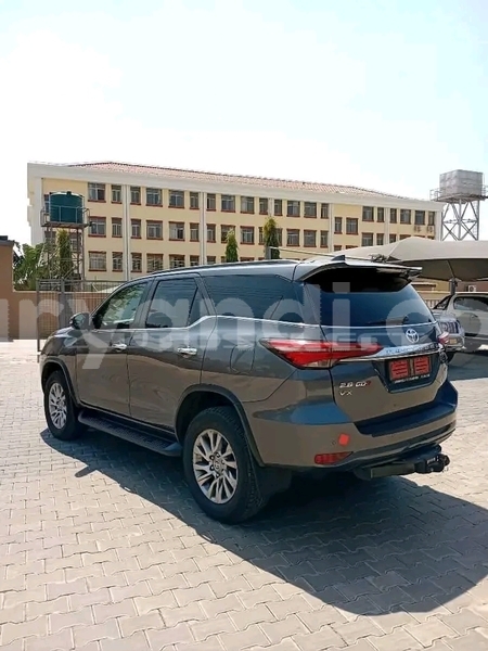 Big with watermark toyota fortuner zambia lusaka 30263