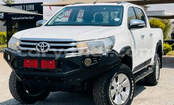 Buy Used Toyota Hilux White Car in Lusaka in Zambia Buy Used Toyota Hilux White Car in Lusaka in Zambia
