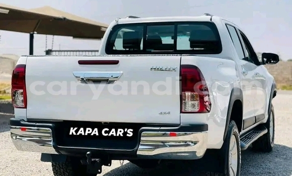 Buy Used Toyota Hilux White Car in Lusaka in Zambia Buy Used Toyota Hilux White Car in Lusaka in Zambia