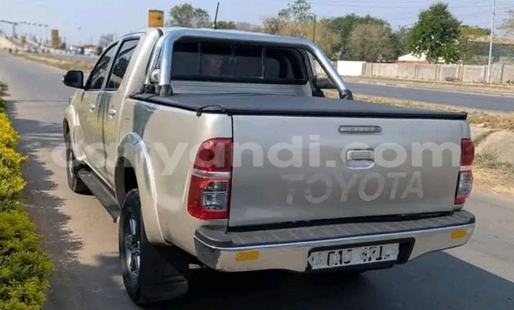 Buy Used Toyota Hilux Silver Car in Lusaka in Zambia Buy Used Toyota Hilux Silver Car in Lusaka in Zambia