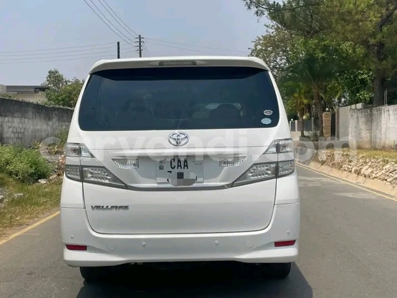 Big with watermark toyota vellfire zambia lusaka 30279
