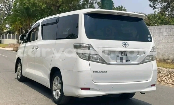 Buy Used Toyota Vellfire White Car in Lusaka in Zambia Buy Used Toyota Vellfire White Car in Lusaka in Zambia