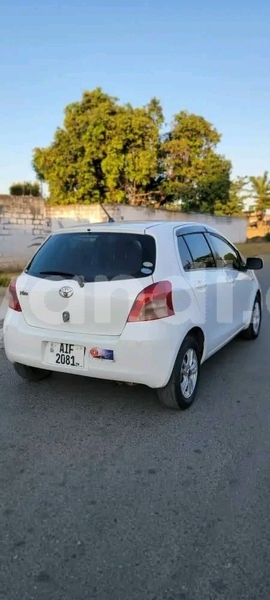 Big with watermark toyota vitz zambia lusaka 30285
