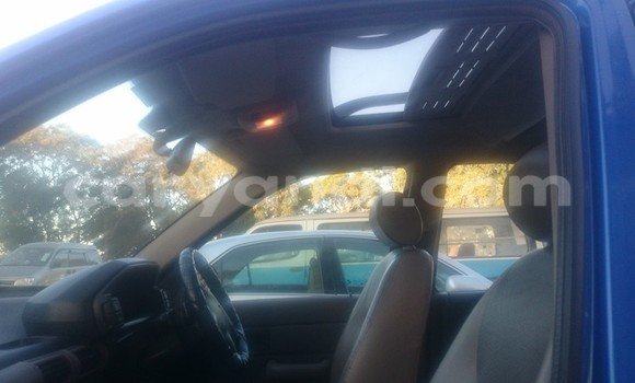 Buy Used Land Rover Defender Blue Car in Chingola in Zambia Buy Used Land Rover Defender Blue Car in Chingola in Zambia