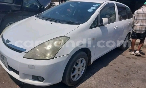 Buy Used Toyota Wish White Car in Lusaka in Zambia Buy Used Toyota Wish White Car in Lusaka in Zambia